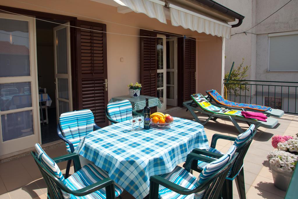 Apartman Adria Apartamento Poreč Exterior foto